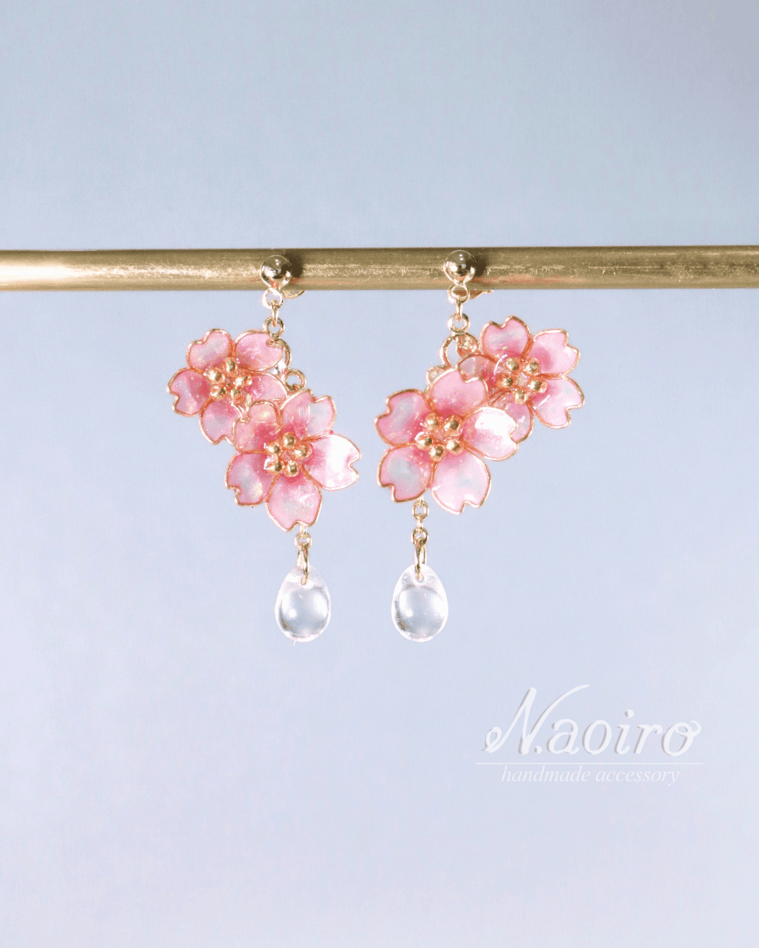 優しく揺れる 桜のピアス／イヤリング1枚目の画像